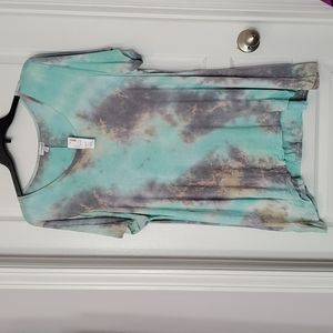 Avenue scoop neck tunic